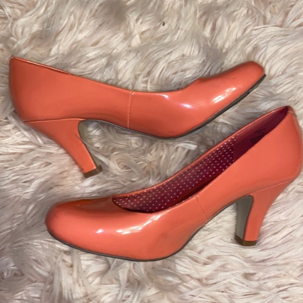 3/$30✨ Adorable Madden girl heels